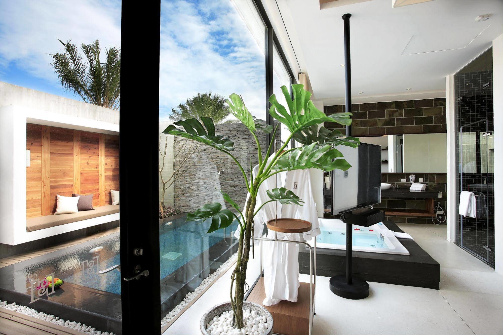 H Villa Inn Tainan Buitenkant foto