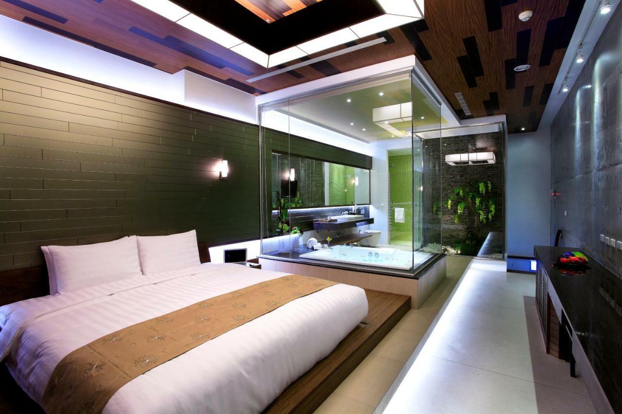 H Villa Inn Tainan Buitenkant foto