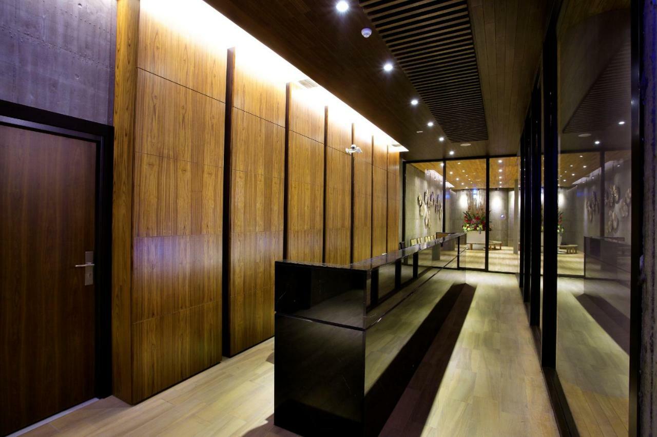 H Villa Inn Tainan Buitenkant foto