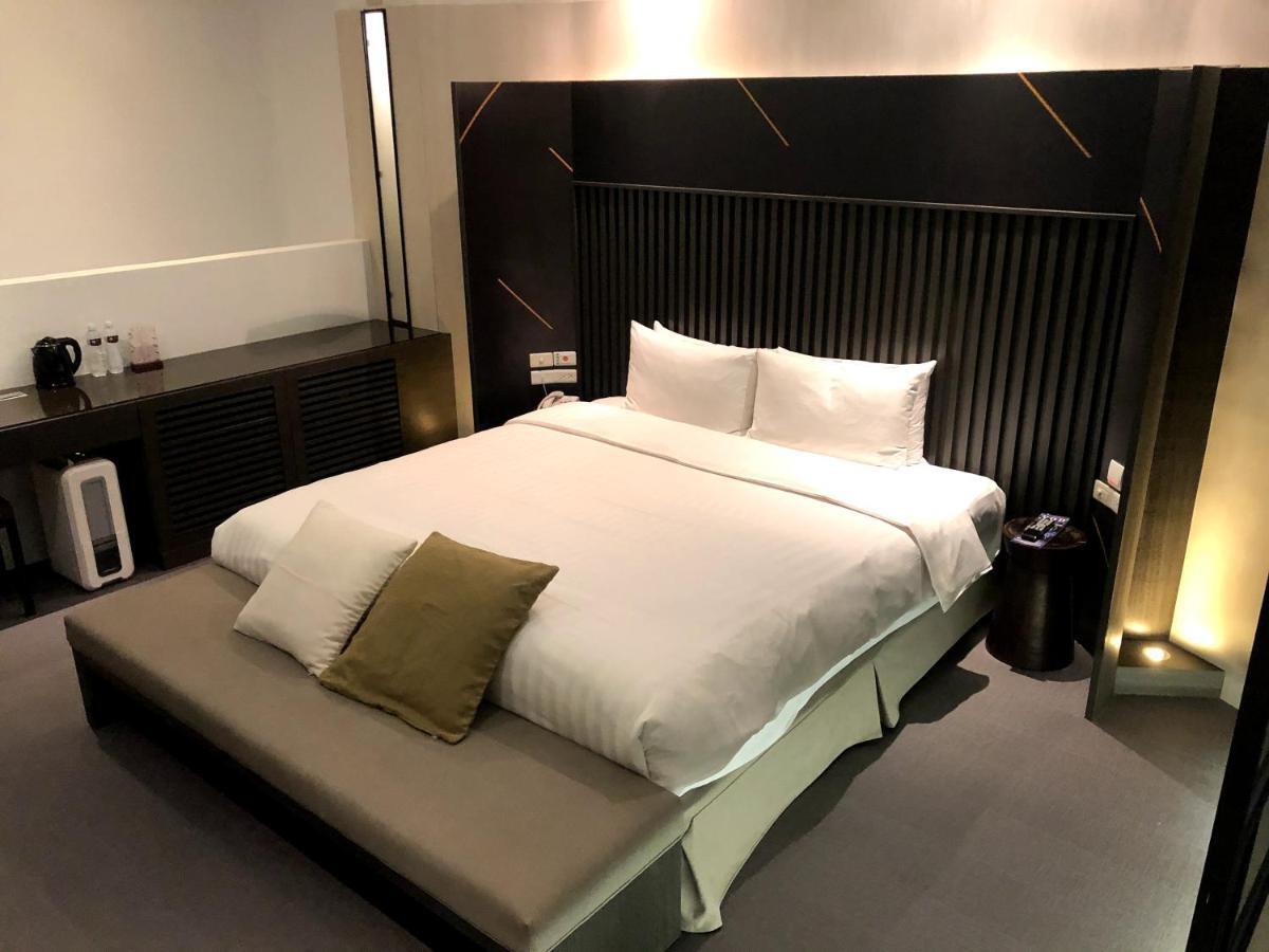 H Villa Inn Tainan Buitenkant foto