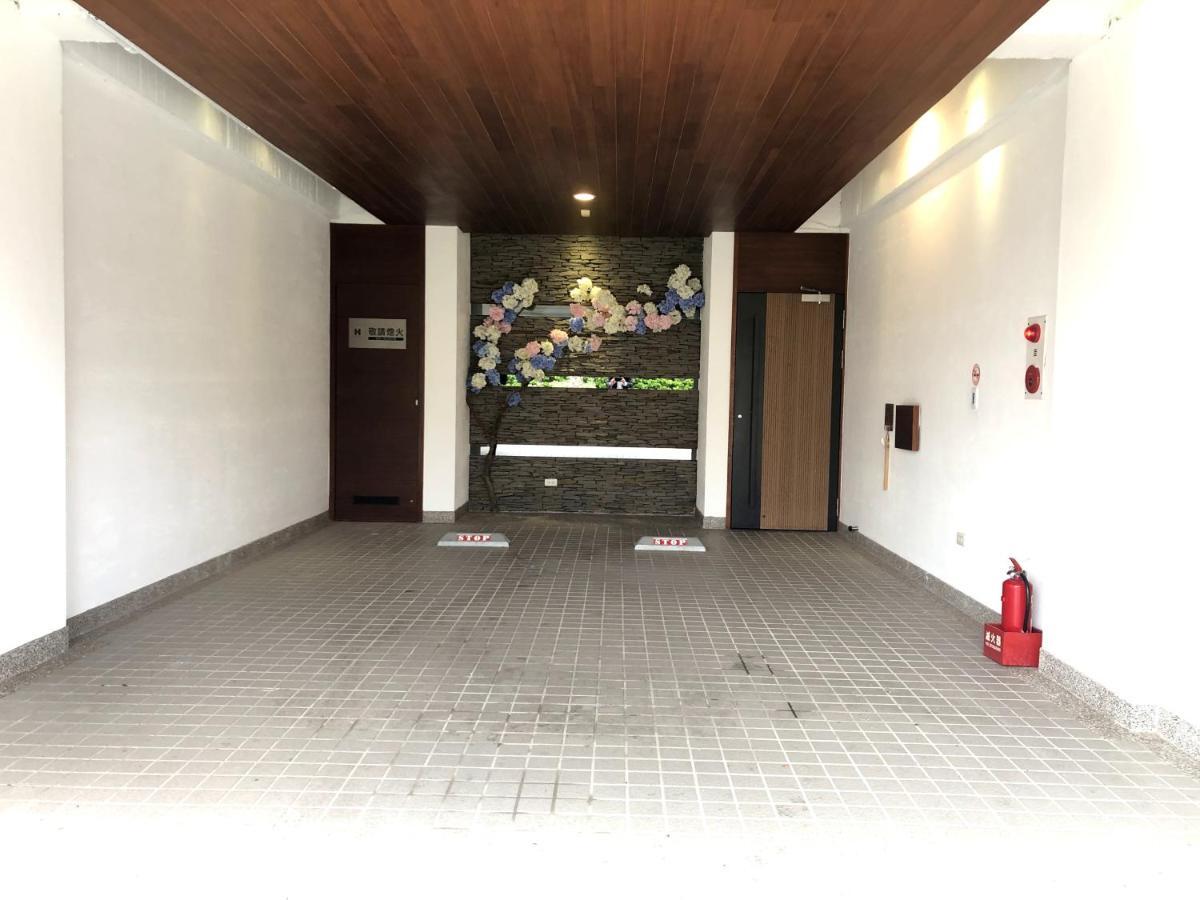 H Villa Inn Tainan Buitenkant foto